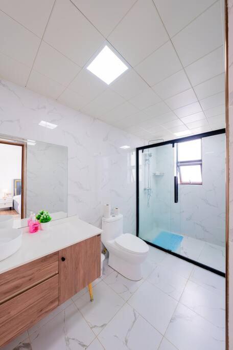 Zen Duplex facing Nairobi National Park near Airport SGR w Pool Gym Restaurant