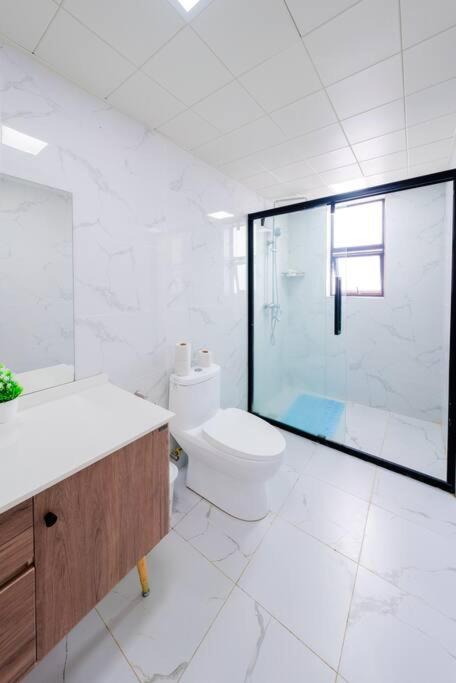 Zen Duplex facing Nairobi National Park near Airport SGR w Pool Gym Restaurant