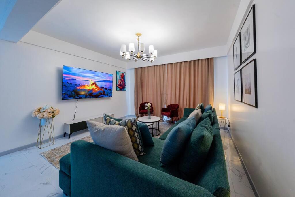 Zen Duplex facing Nairobi National Park near Airport SGR w Pool Gym Restaurant