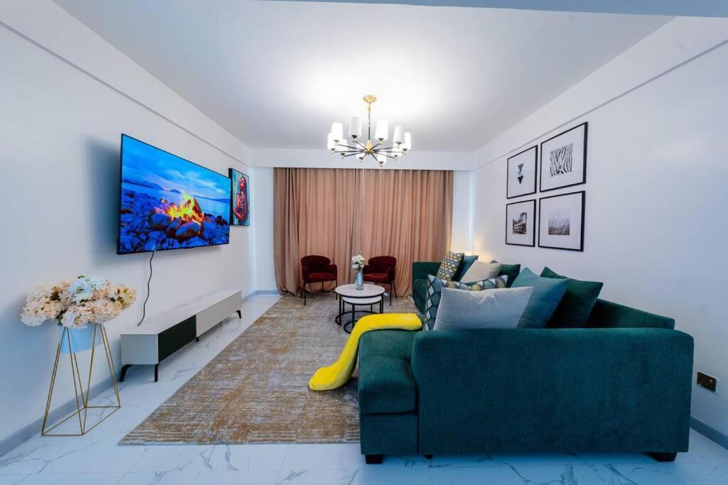 Zen Duplex facing Nairobi National Park near Airport SGR w Pool Gym Restaurant