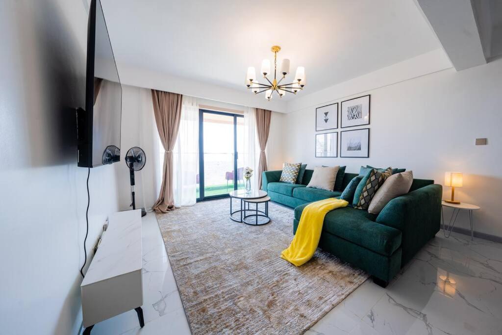 Zen Duplex facing Nairobi National Park near Airport SGR w Pool Gym Restaurant