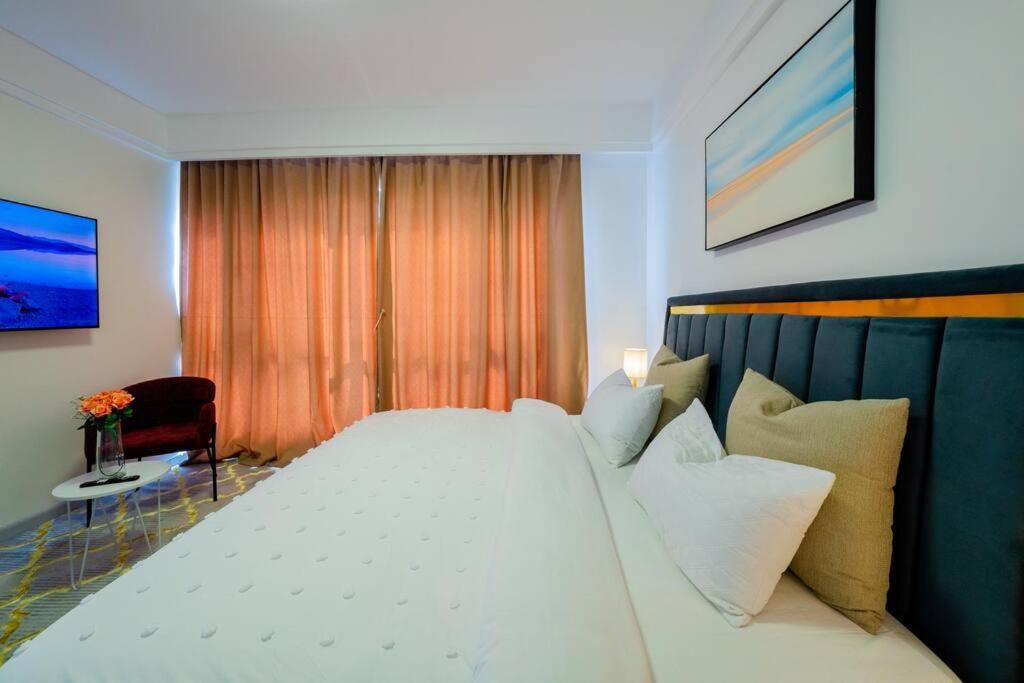 Zen Duplex facing Nairobi National Park near Airport SGR w Pool Gym Restaurant