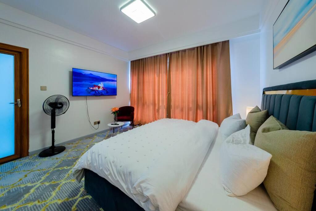 Zen Duplex facing Nairobi National Park near Airport SGR w Pool Gym Restaurant