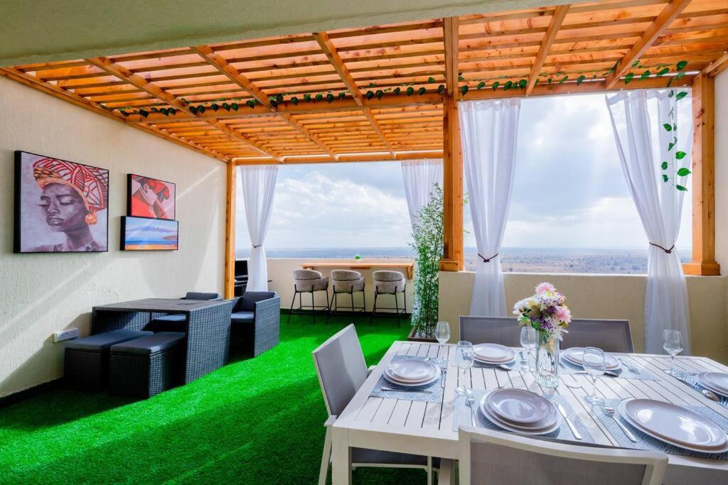 Zen Duplex facing Nairobi National Park near Airport SGR w Pool Gym Restaurant