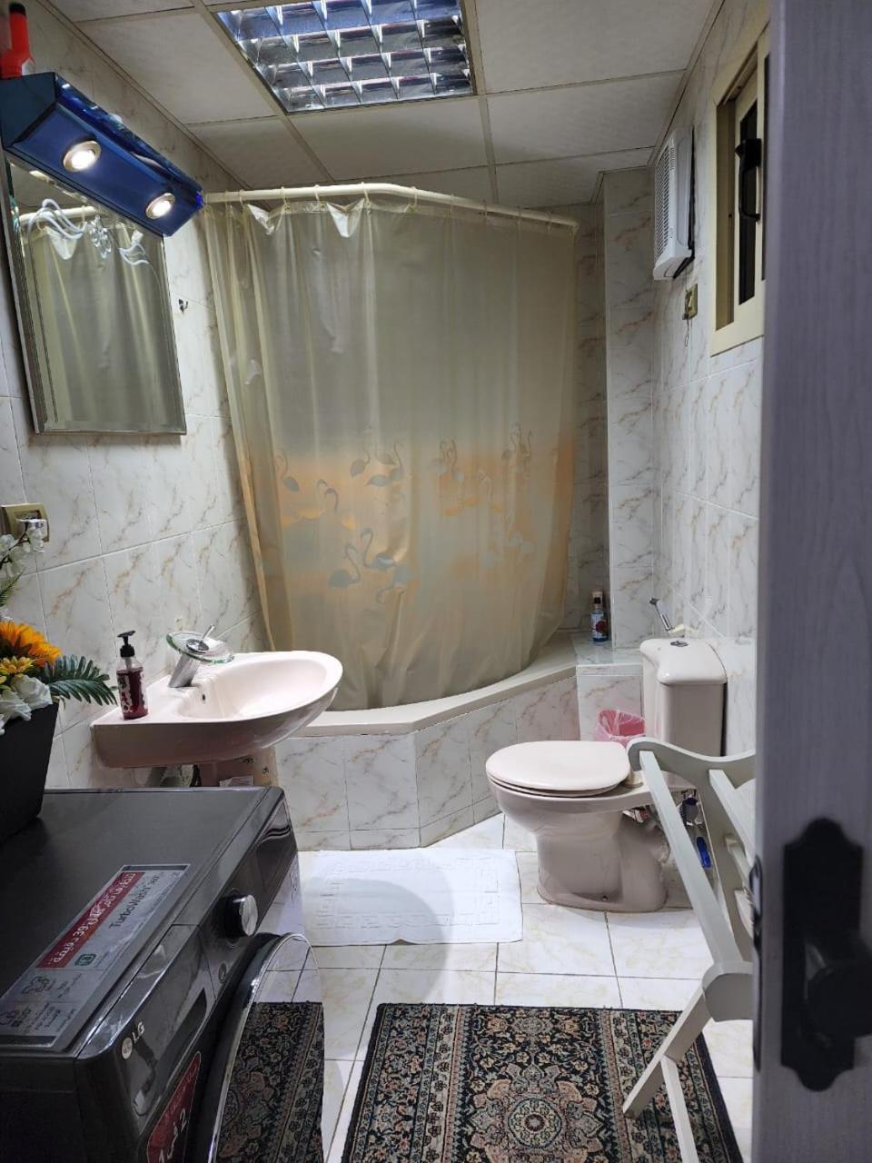 Fabulous Apartment in Sheraton Heliopolis ,5 minutes from Cairo Airport