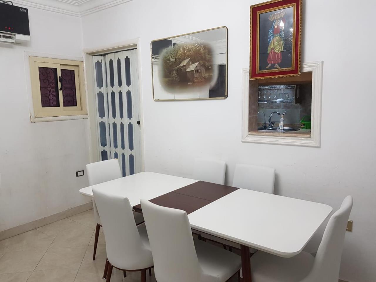 Fabulous Apartment in Sheraton Heliopolis ,5 minutes from Cairo Airport