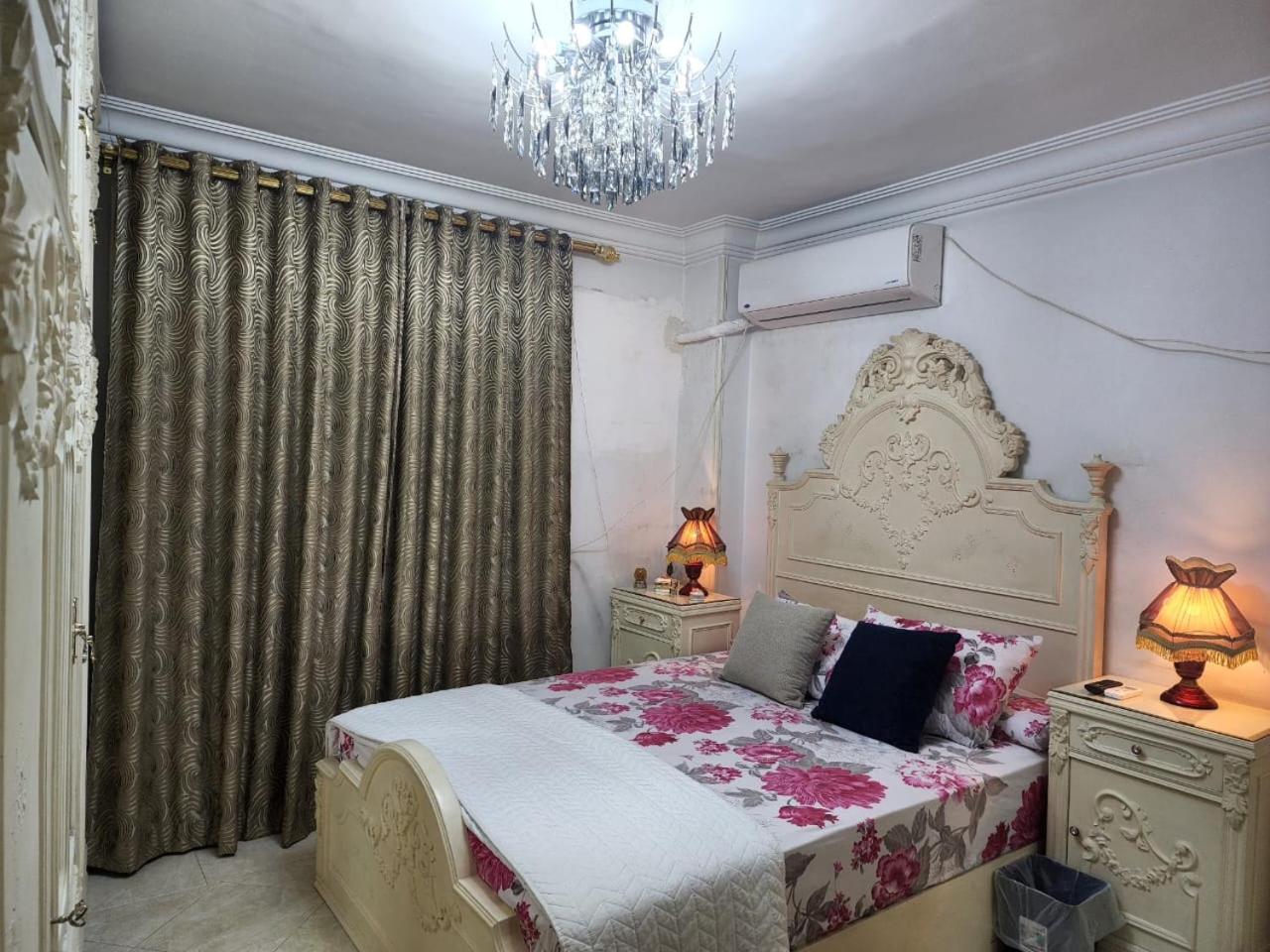 Fabulous Apartment in Sheraton Heliopolis ,5 minutes from Cairo Airport