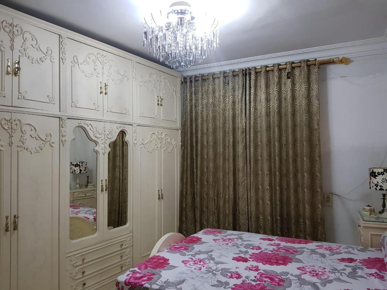 Fabulous Apartment in Sheraton Heliopolis ,5 minutes from Cairo Airport