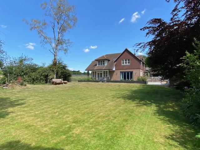 Roselands B&B Henley on Thames view 2