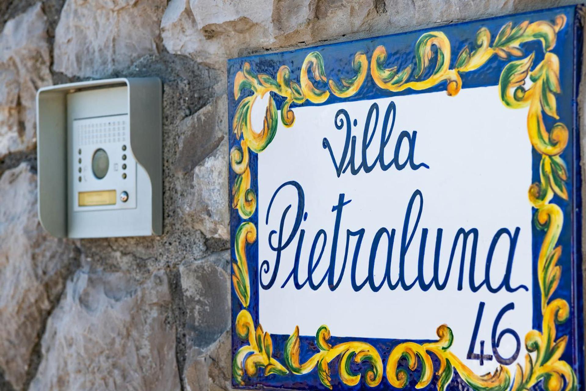 Villa Pietraluna