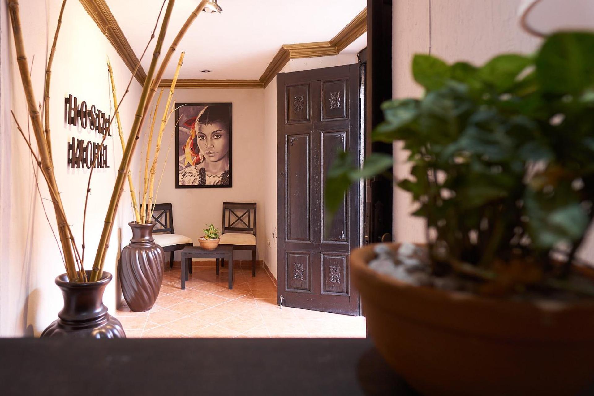 Hostal Ixchel - AC, WiFi & Tours in Valladolid Downtown view 3
