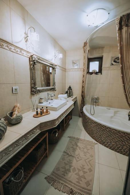 Luxury Villa Rodianna