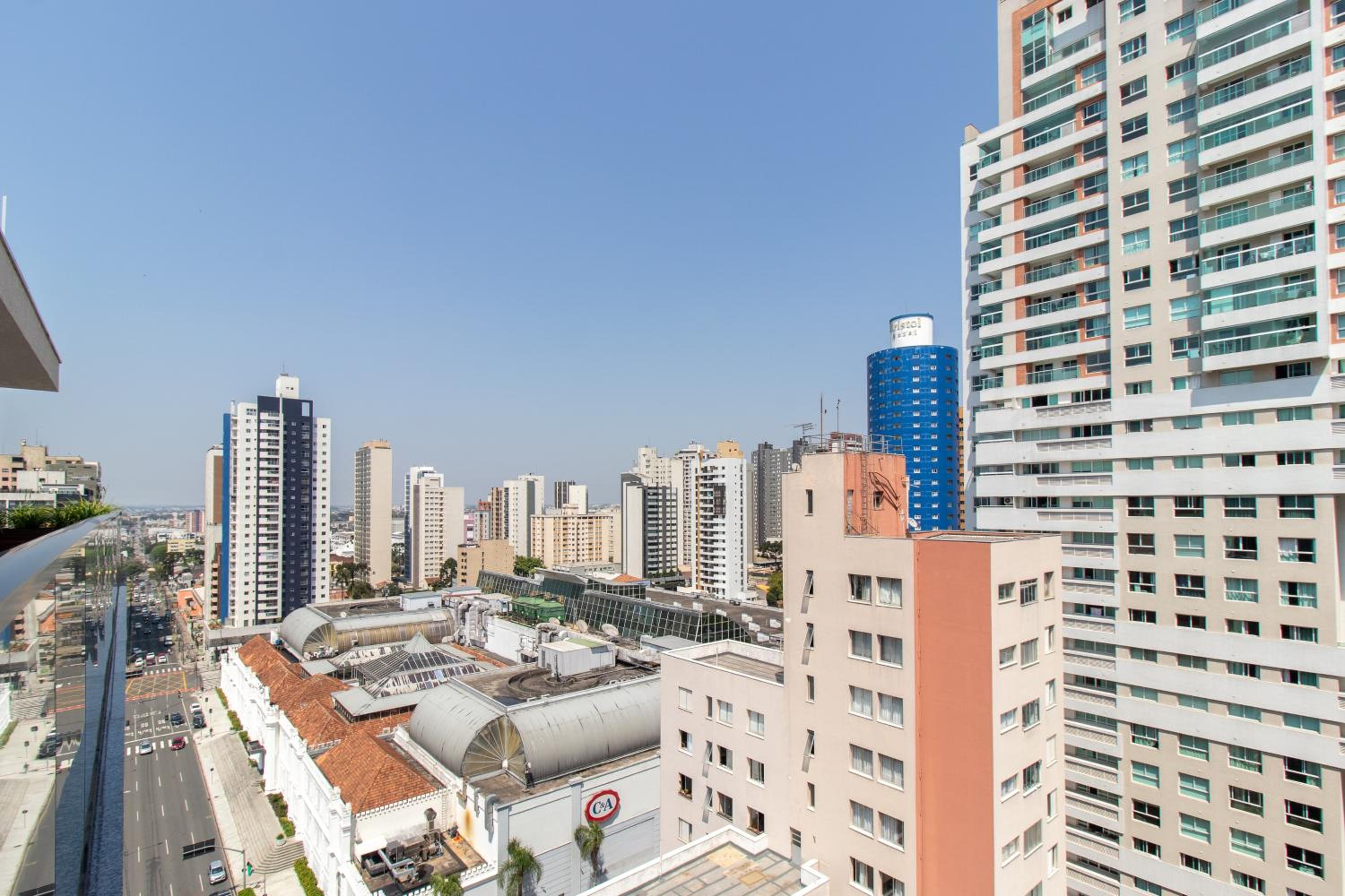 Luxuoso Studio BF - CWB Central