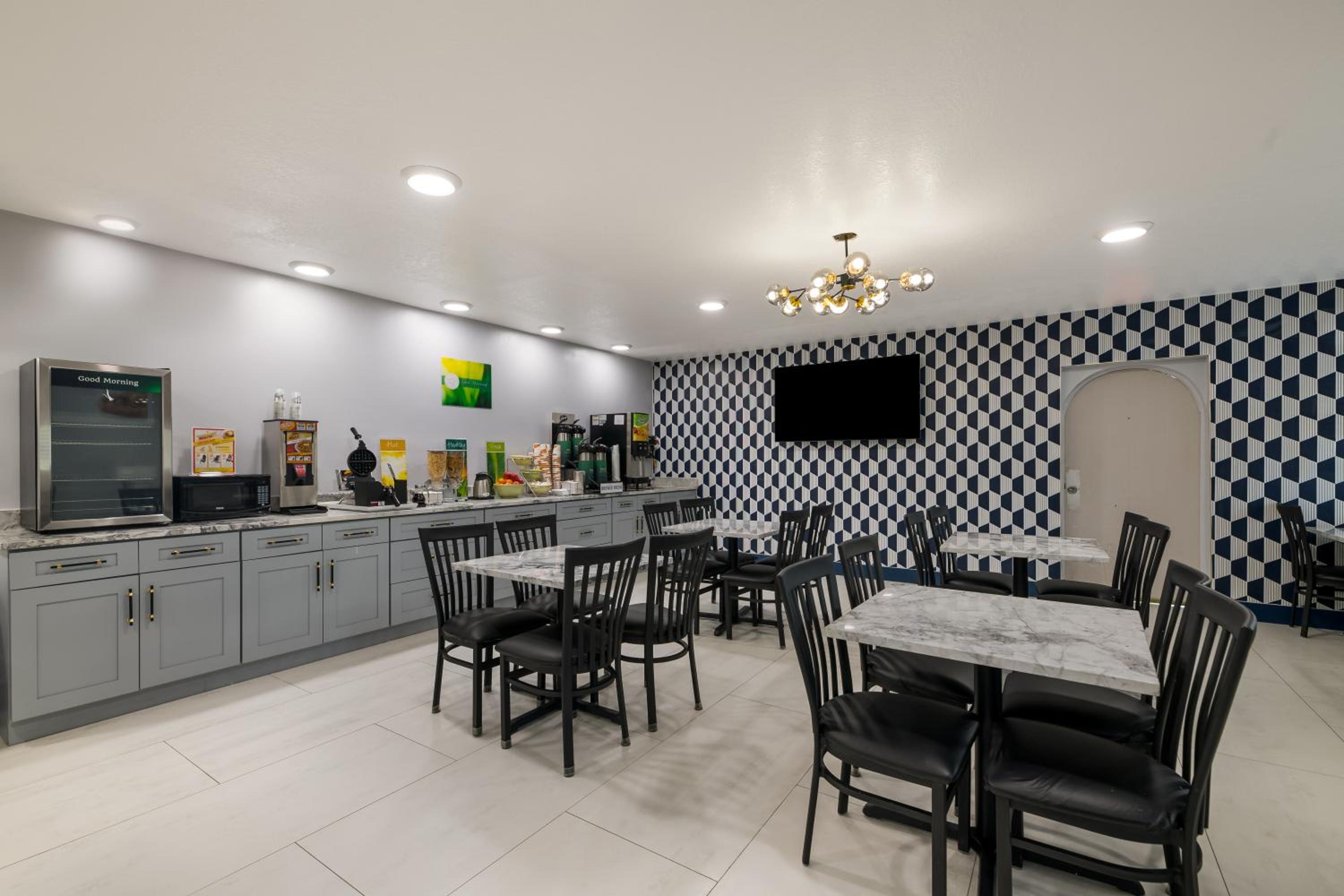 Orlando Vacations - Quality Inn  Suites Altamonte Springs Orlando-North - Property Image 10
