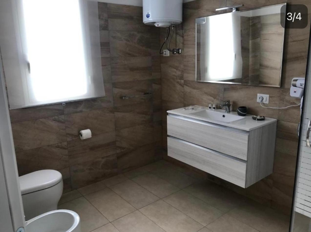 Borgo Palombaio en Catania — bathroom