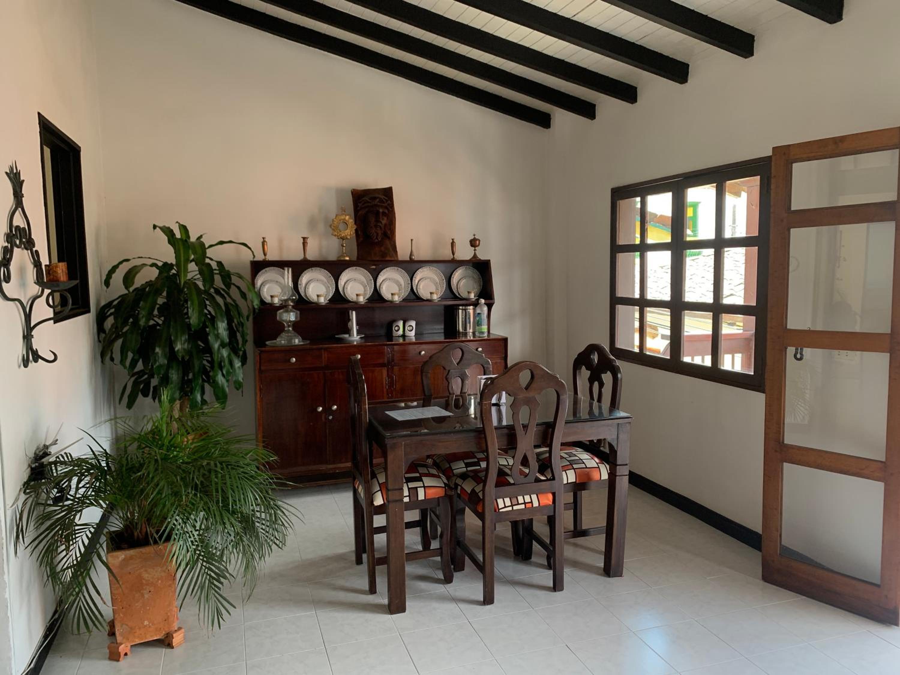 Hotel Casa linda jardín - Image 1