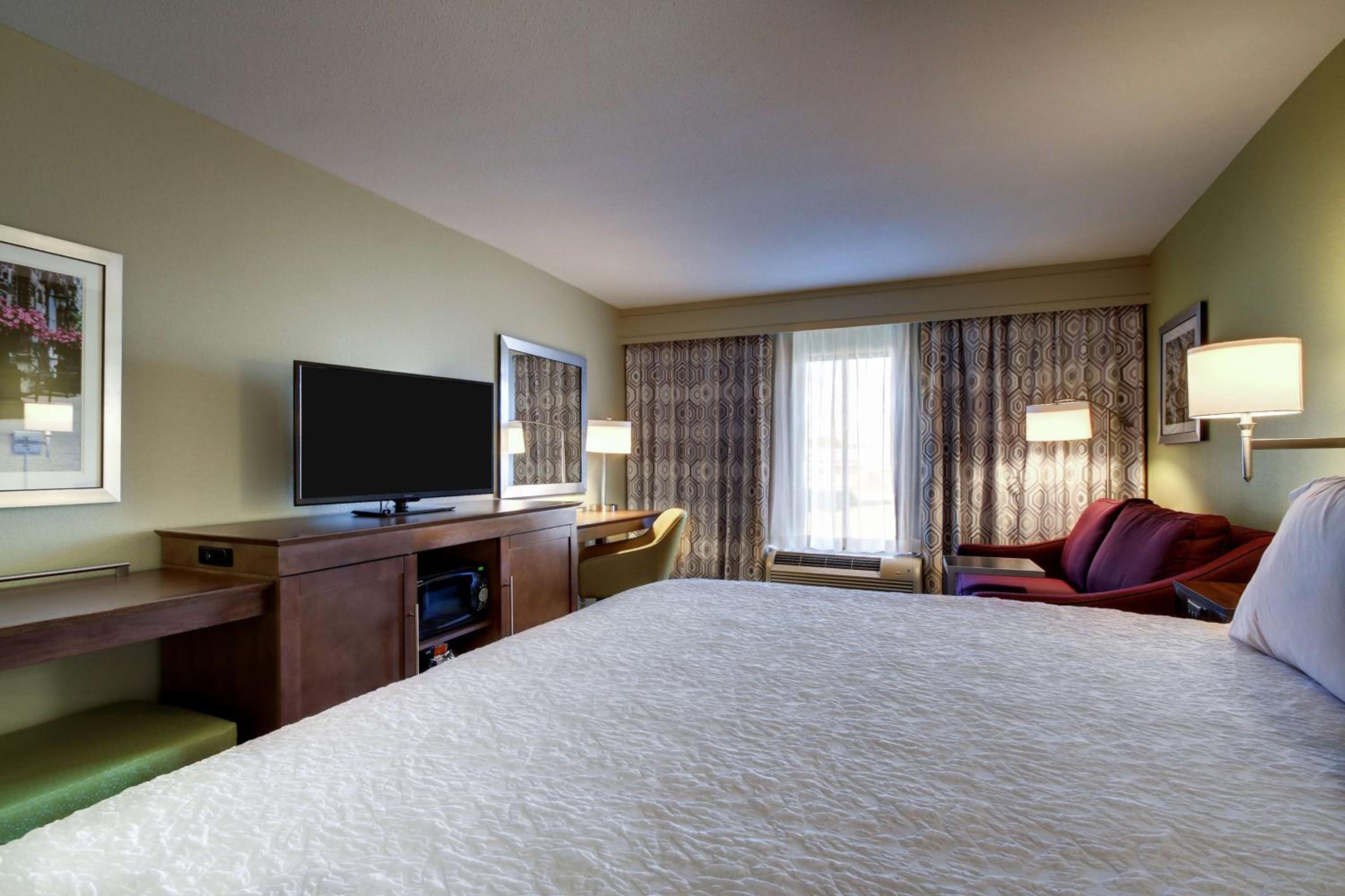 Cordele Vacations - Hampton Inn  Suites Cordele - Property Image 5