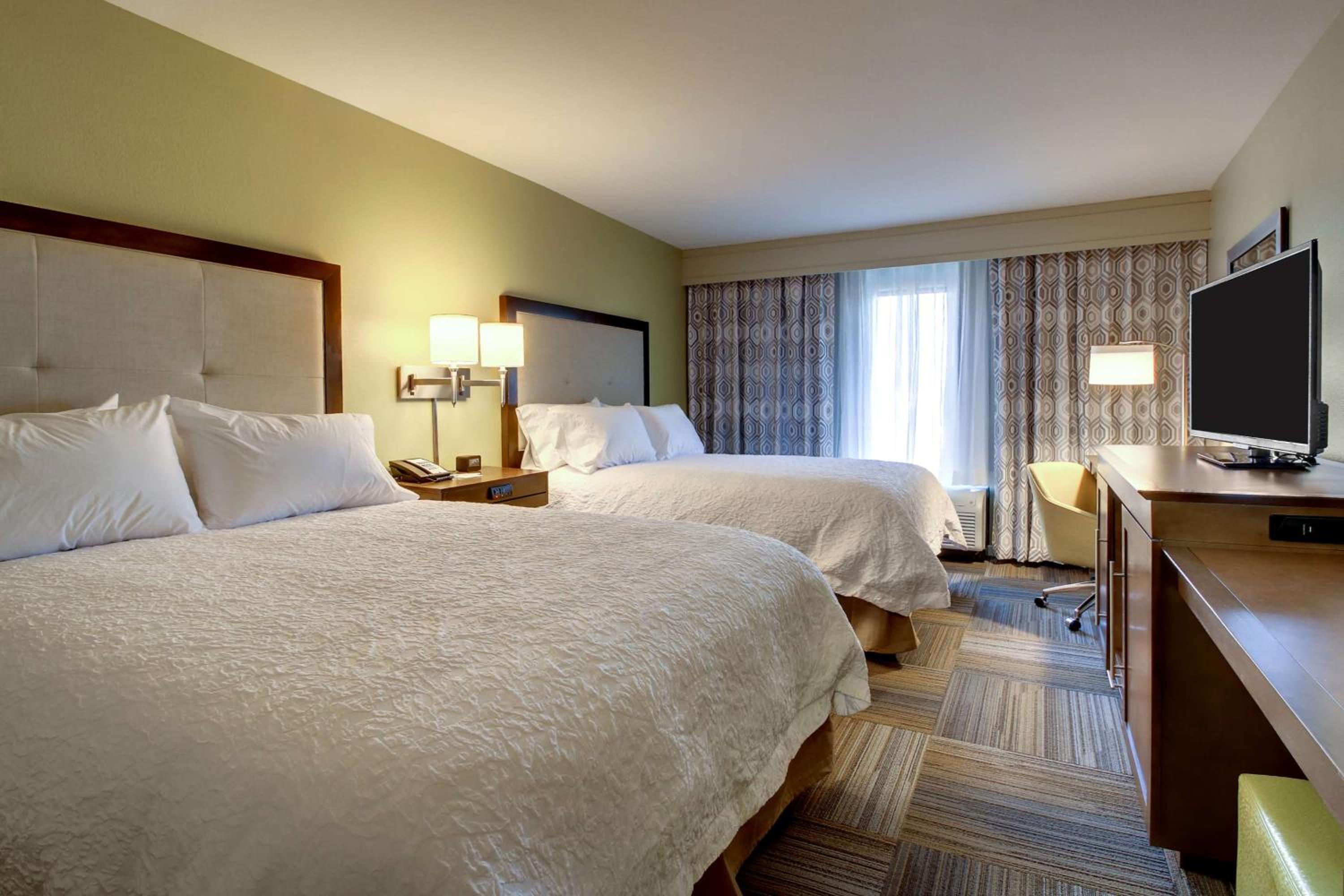 Cordele Vacations - Hampton Inn  Suites Cordele - Property Image 12
