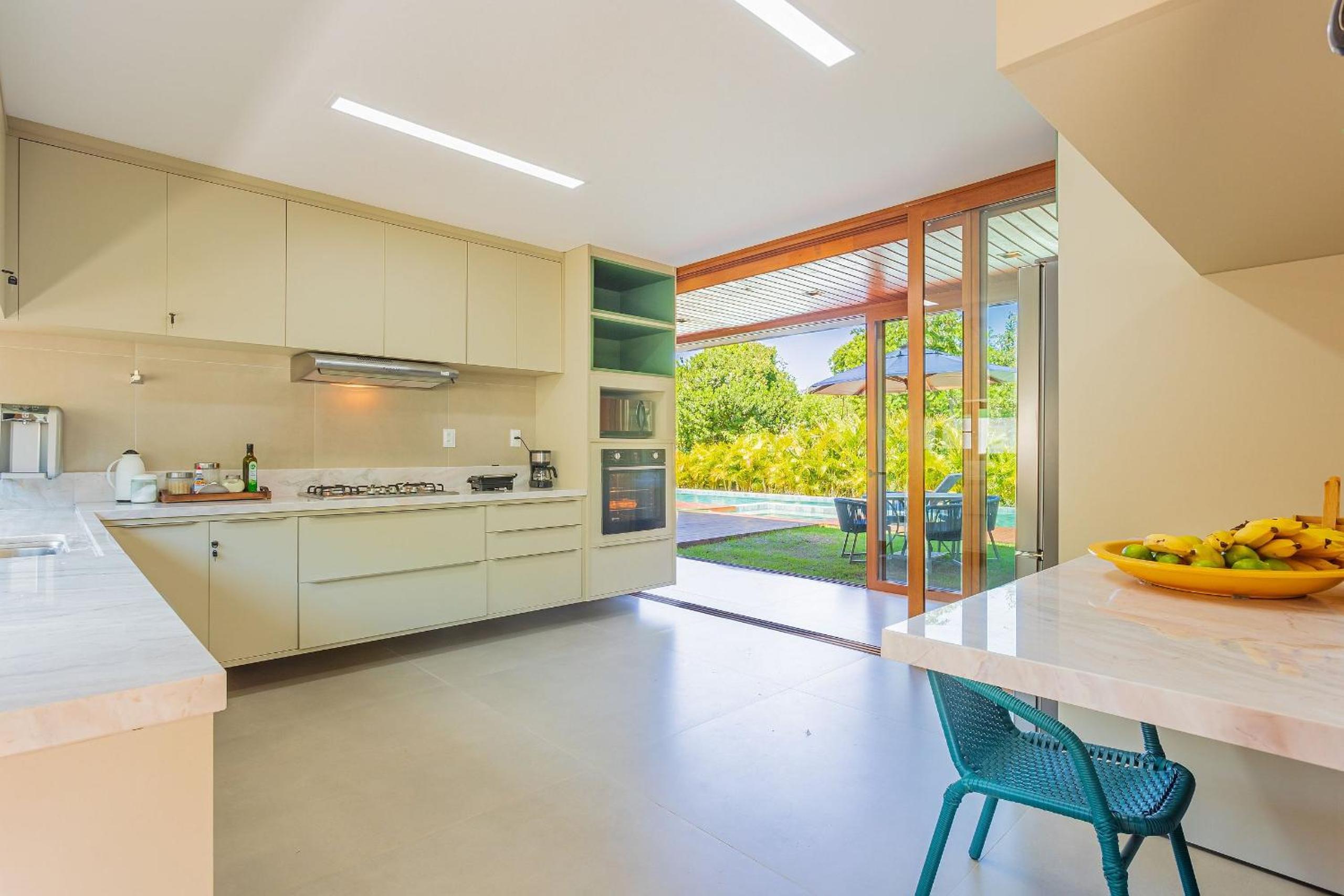 PF16 Casa Alto Padrão 5 Suites - Praia Bella, with exclusive access to the beach!