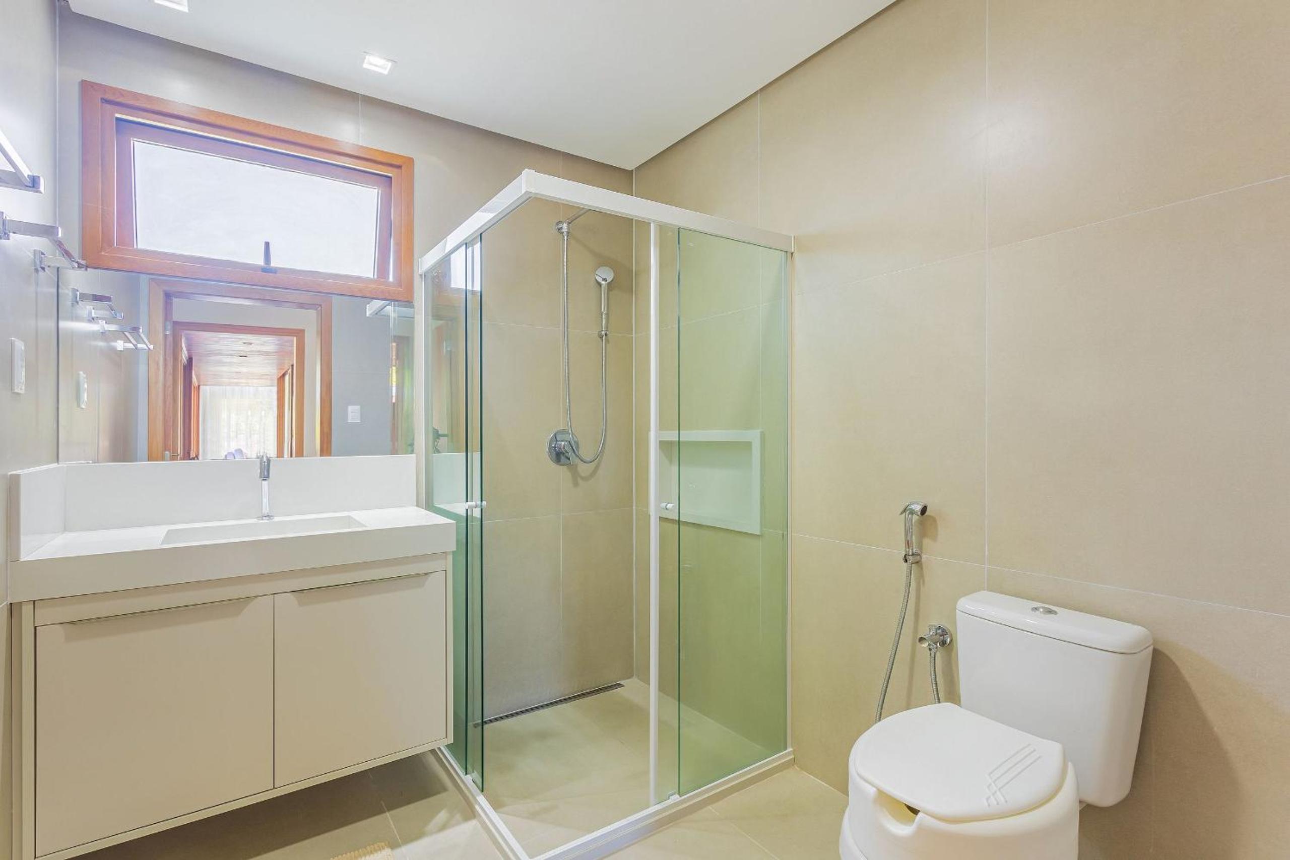 PF16 Casa Alto Padrão 5 Suites - Praia Bella, with exclusive access to the beach!