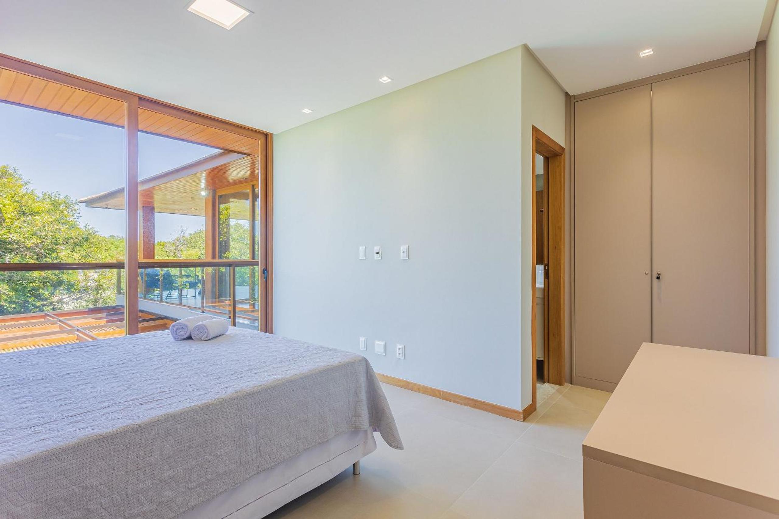 PF16 Casa Alto Padrão 5 Suites - Praia Bella, with exclusive access to the beach!