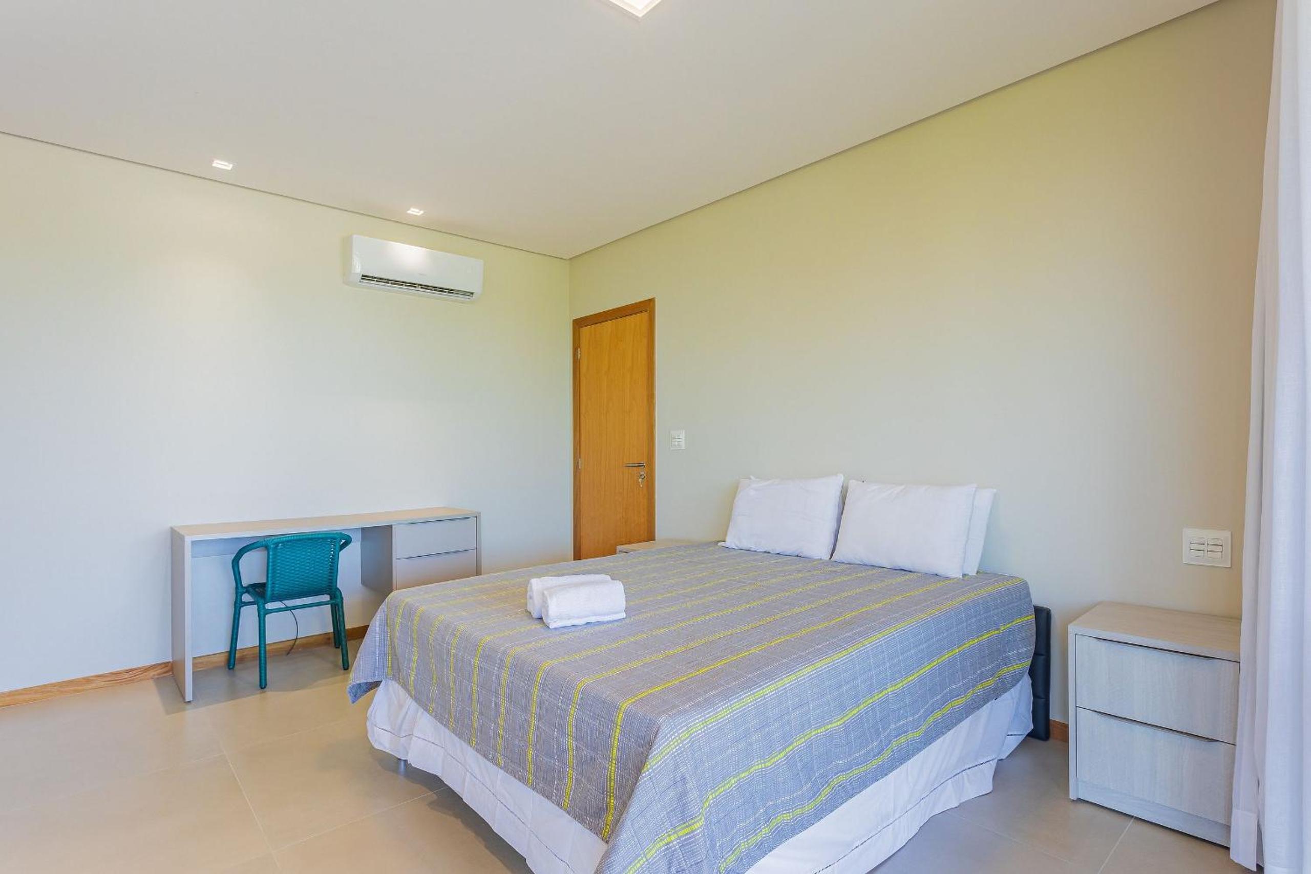 PF16 Casa Alto Padrão 5 Suites - Praia Bella, with exclusive access to the beach!