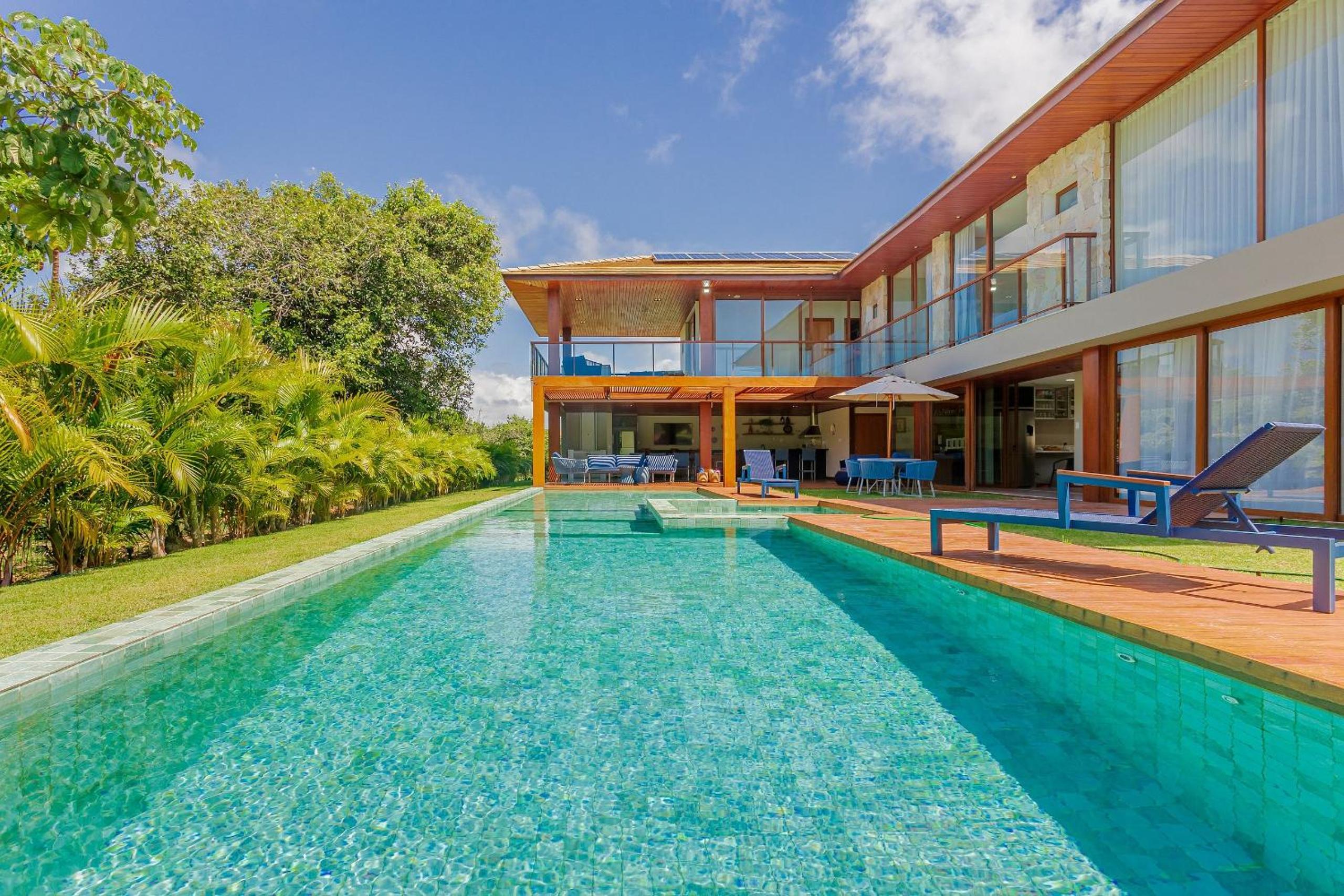 PF16 Casa Alto Padrão 5 Suites - Praia Bella, with exclusive access to the beach!