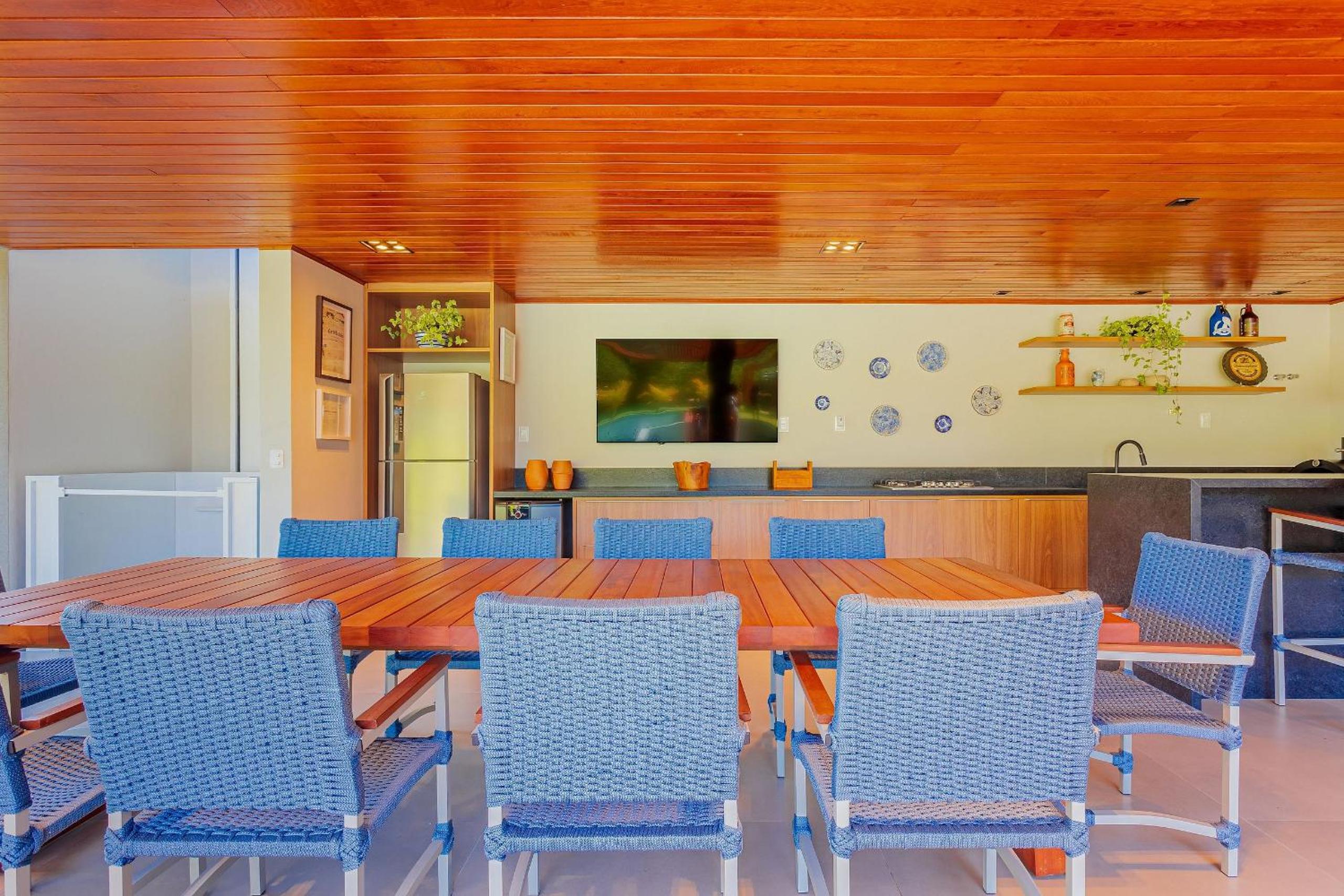 PF16 Casa Alto Padrão 5 Suites - Praia Bella, with exclusive access to the beach!