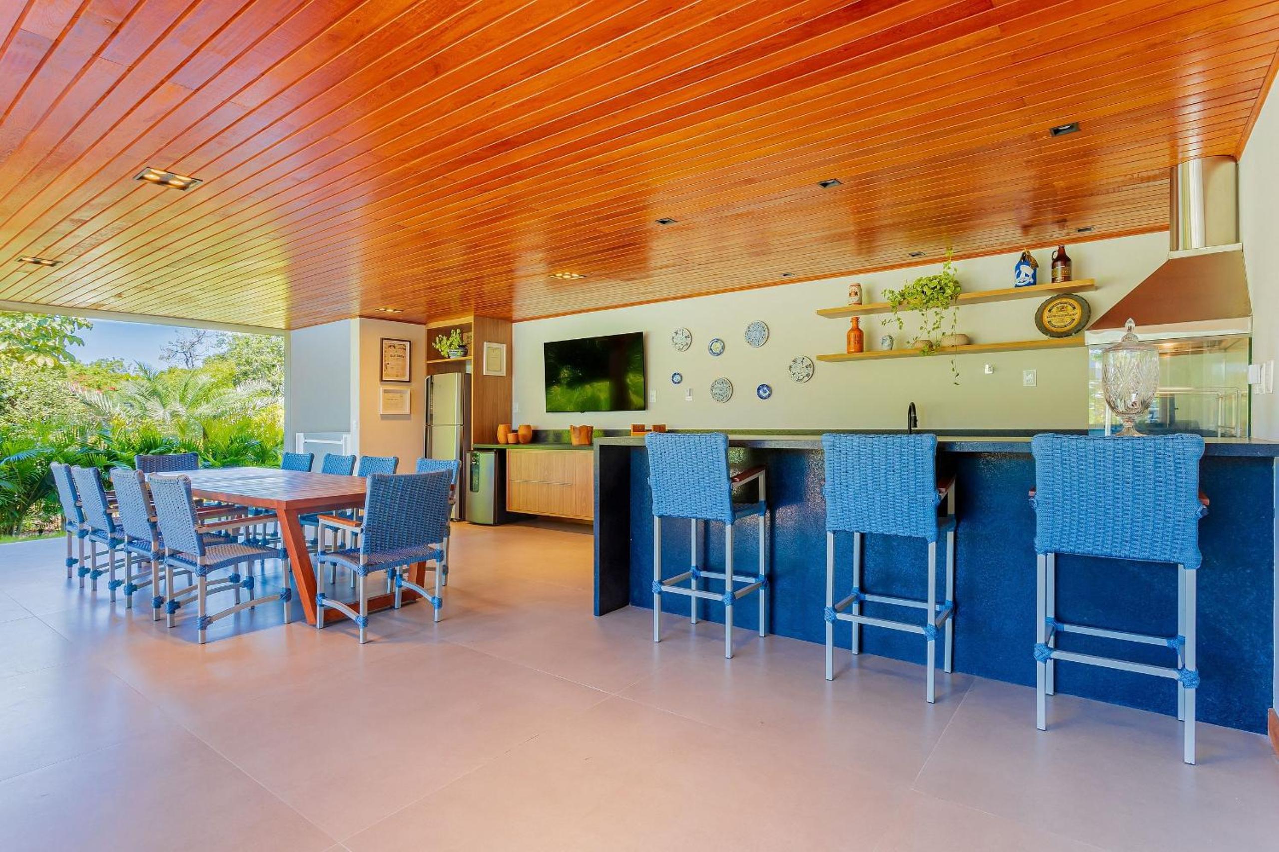 PF16 Casa Alto Padrão 5 Suites - Praia Bella, with exclusive access to the beach!