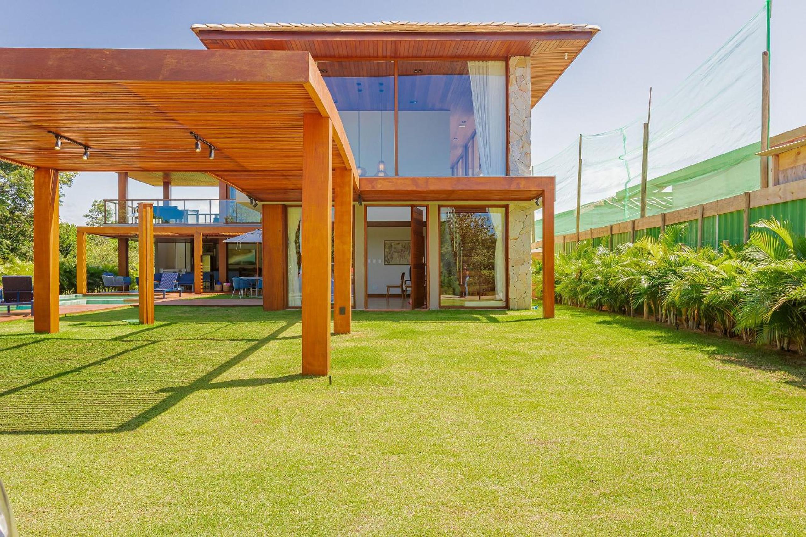 PF16 Casa Alto Padrão 5 Suites - Praia Bella, with exclusive access to the beach!