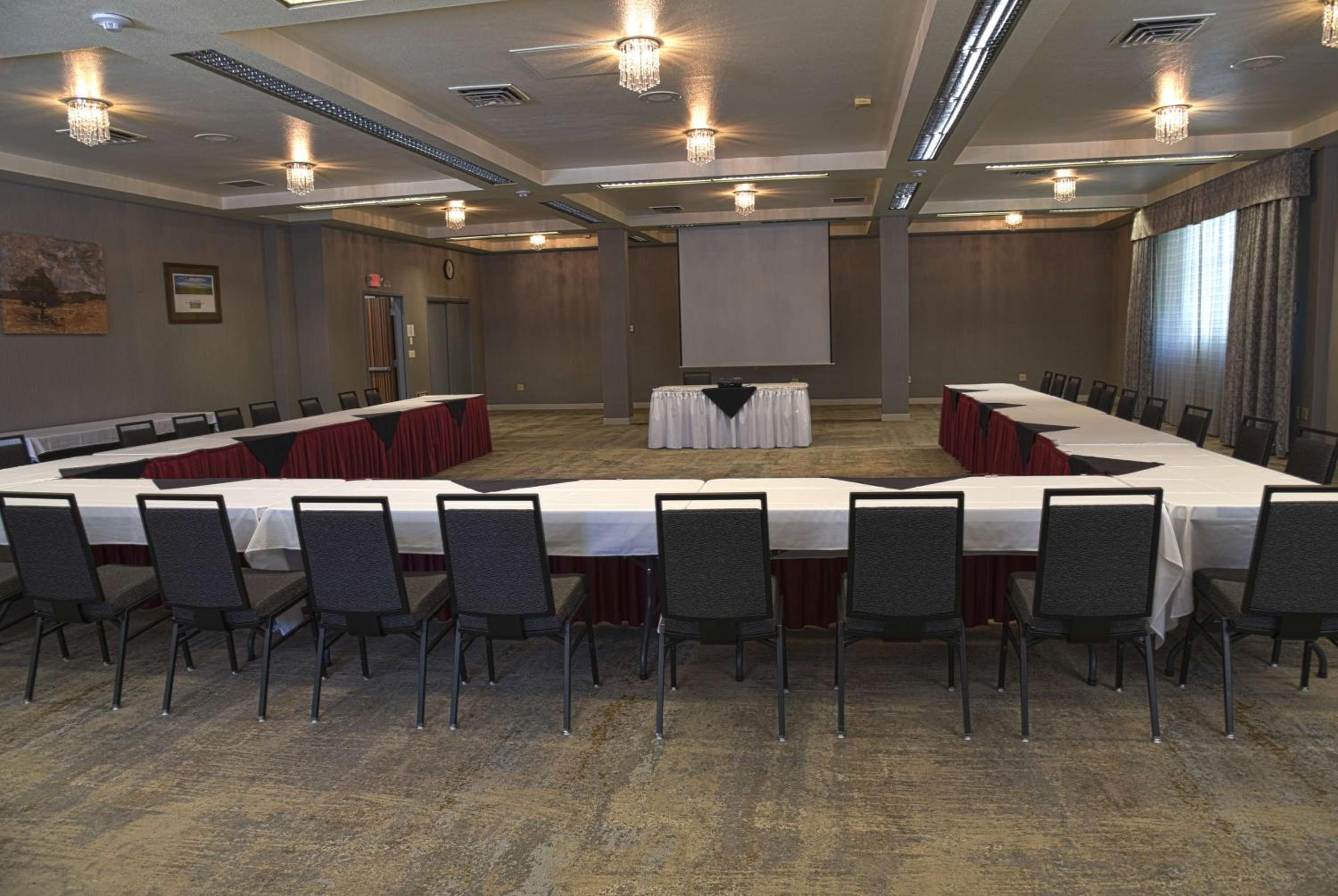 Helena Vacations - Doubletree By Hilton Helena Downtown - Property Image 4