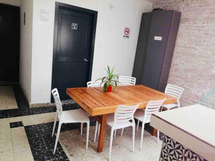A6 Habitacion en Condesa Amsterdam — Mexico City