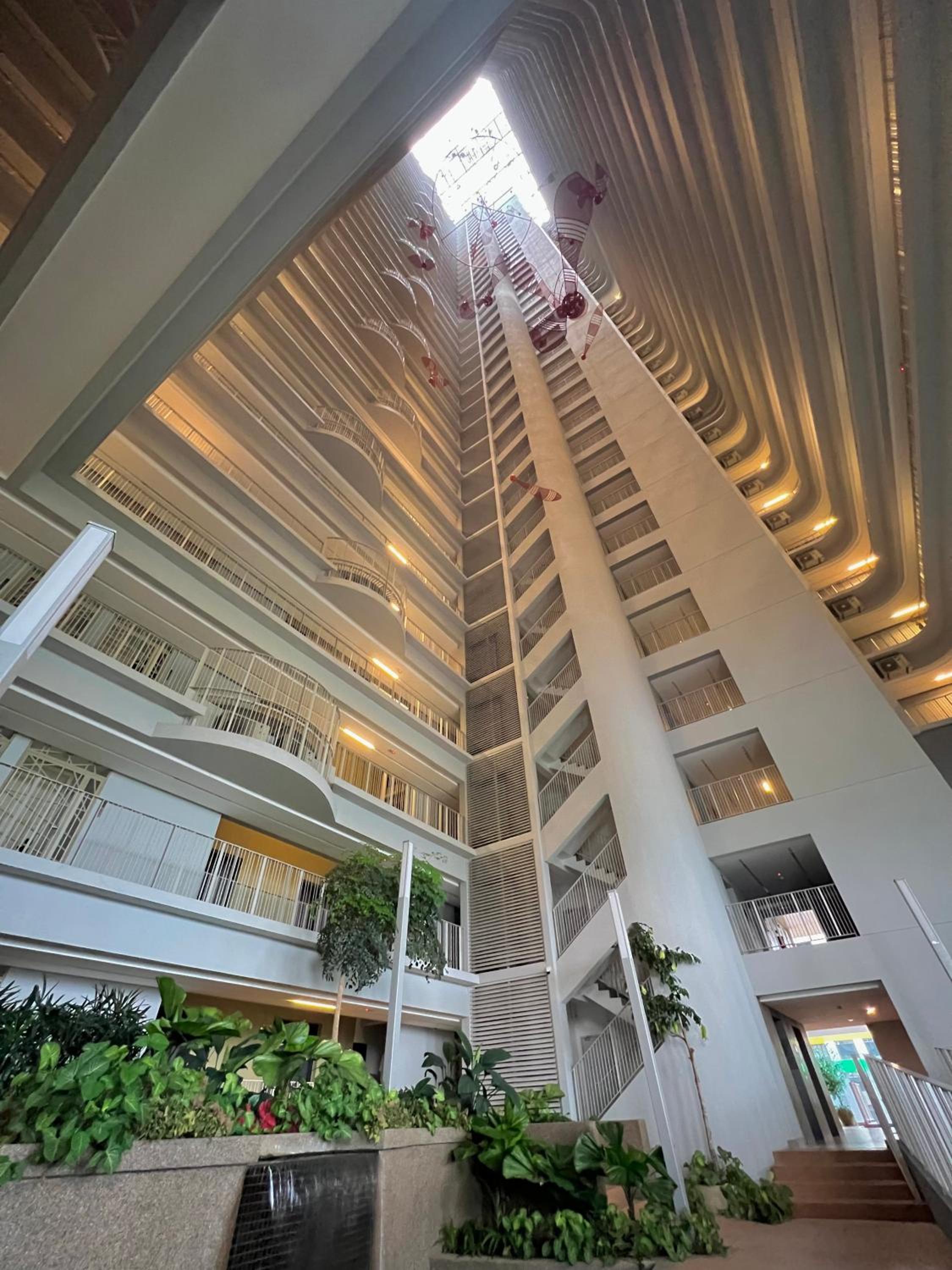 KLCC Mrt Lrt Premium Homestay 11 Pax