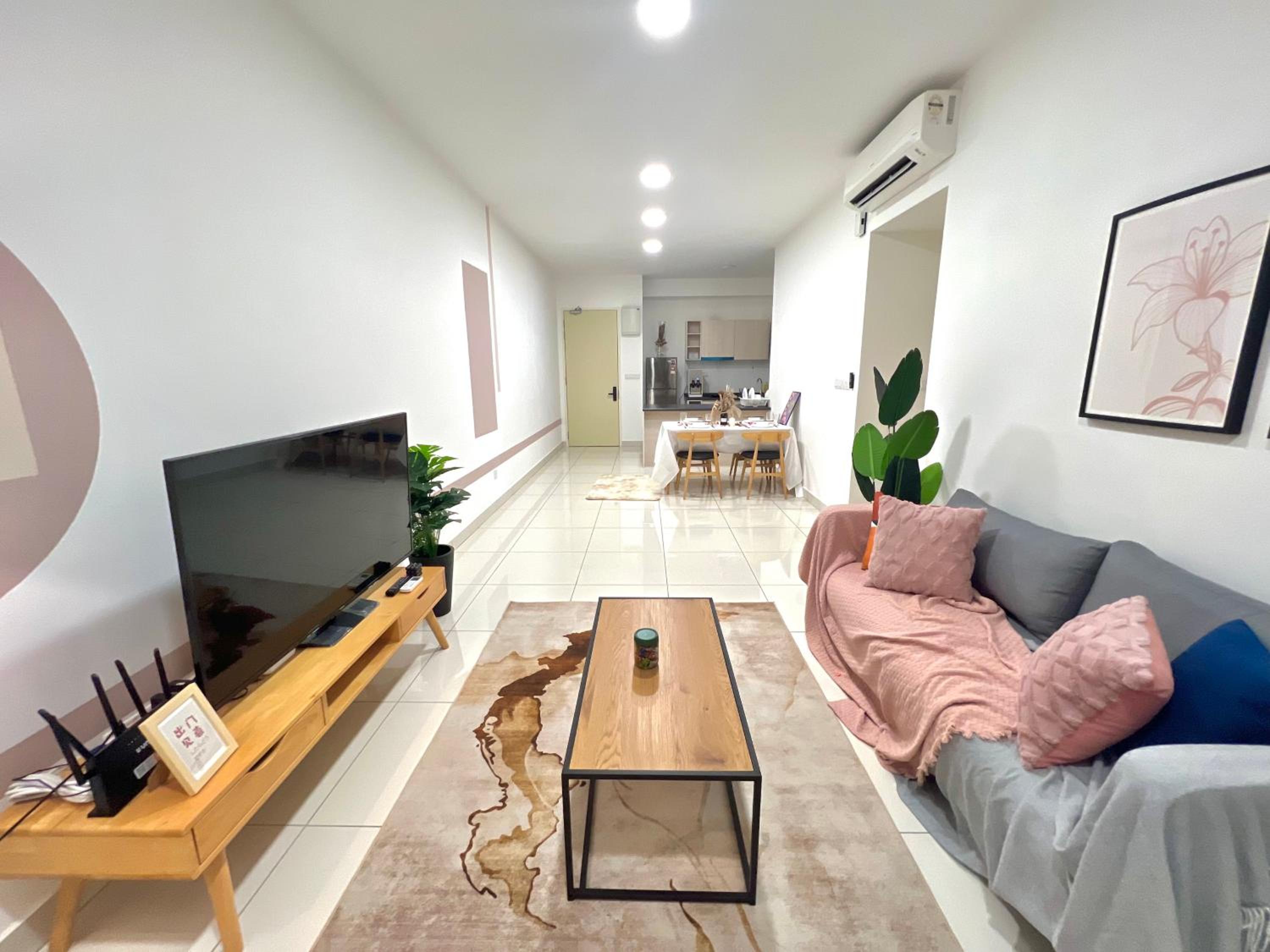 KLCC Mrt Lrt Premium Homestay 11 Pax