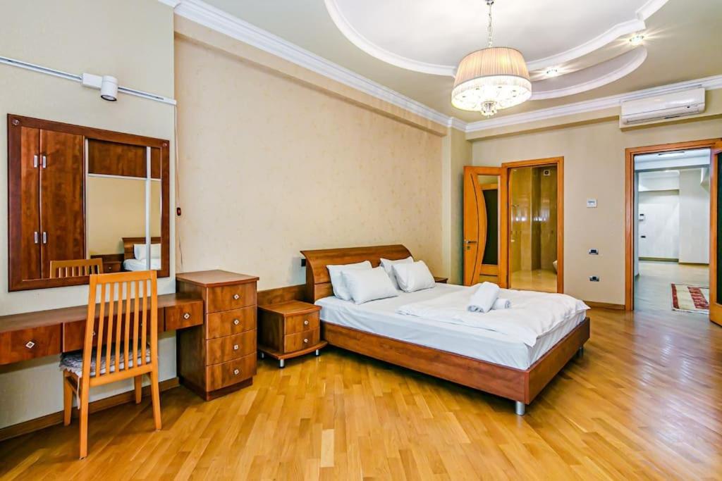 Baku Apartment FSCN