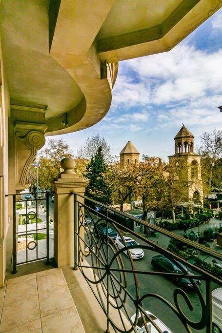 Baku Apartment FSCN