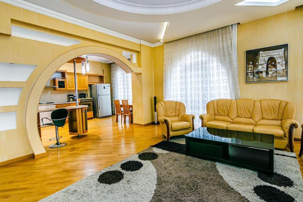 Baku Apartment FSCN
