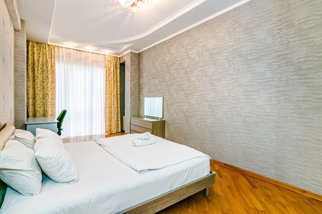 Baku Apartment FSCN
