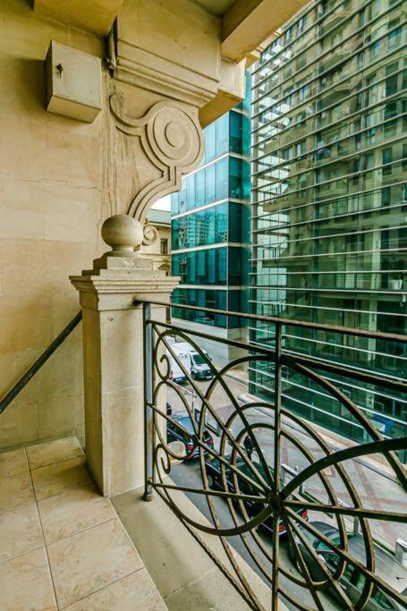 Baku Apartment FSCN
