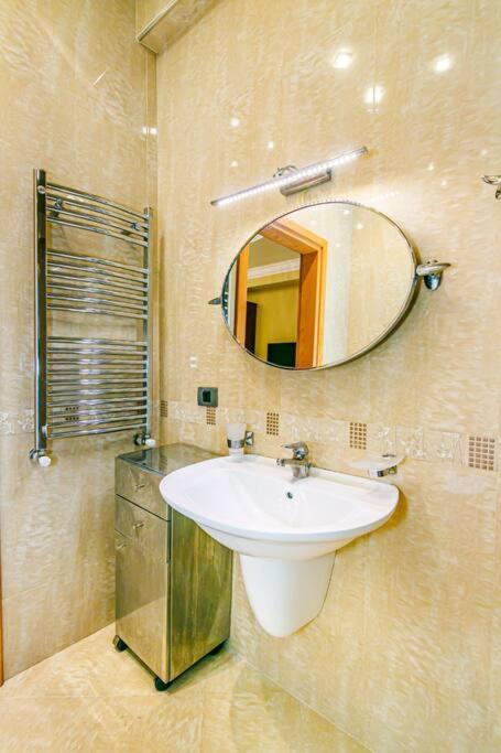 Baku Apartment FSCN