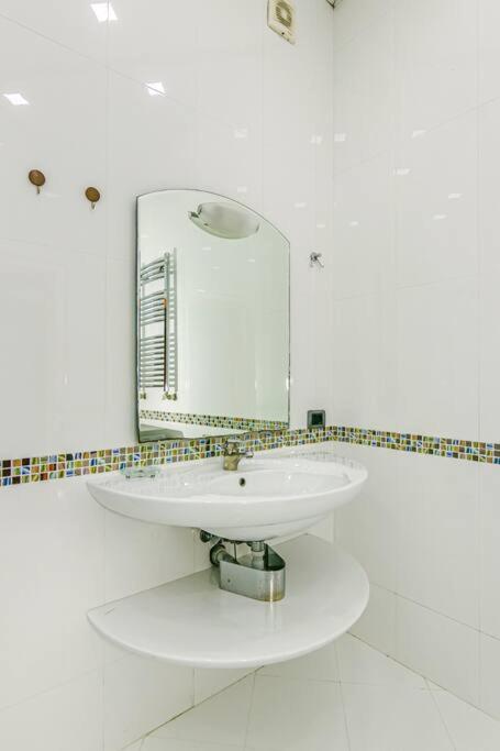 Baku Apartment FSCN