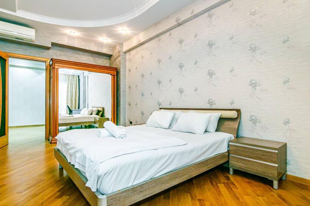 Baku Apartment FSCN