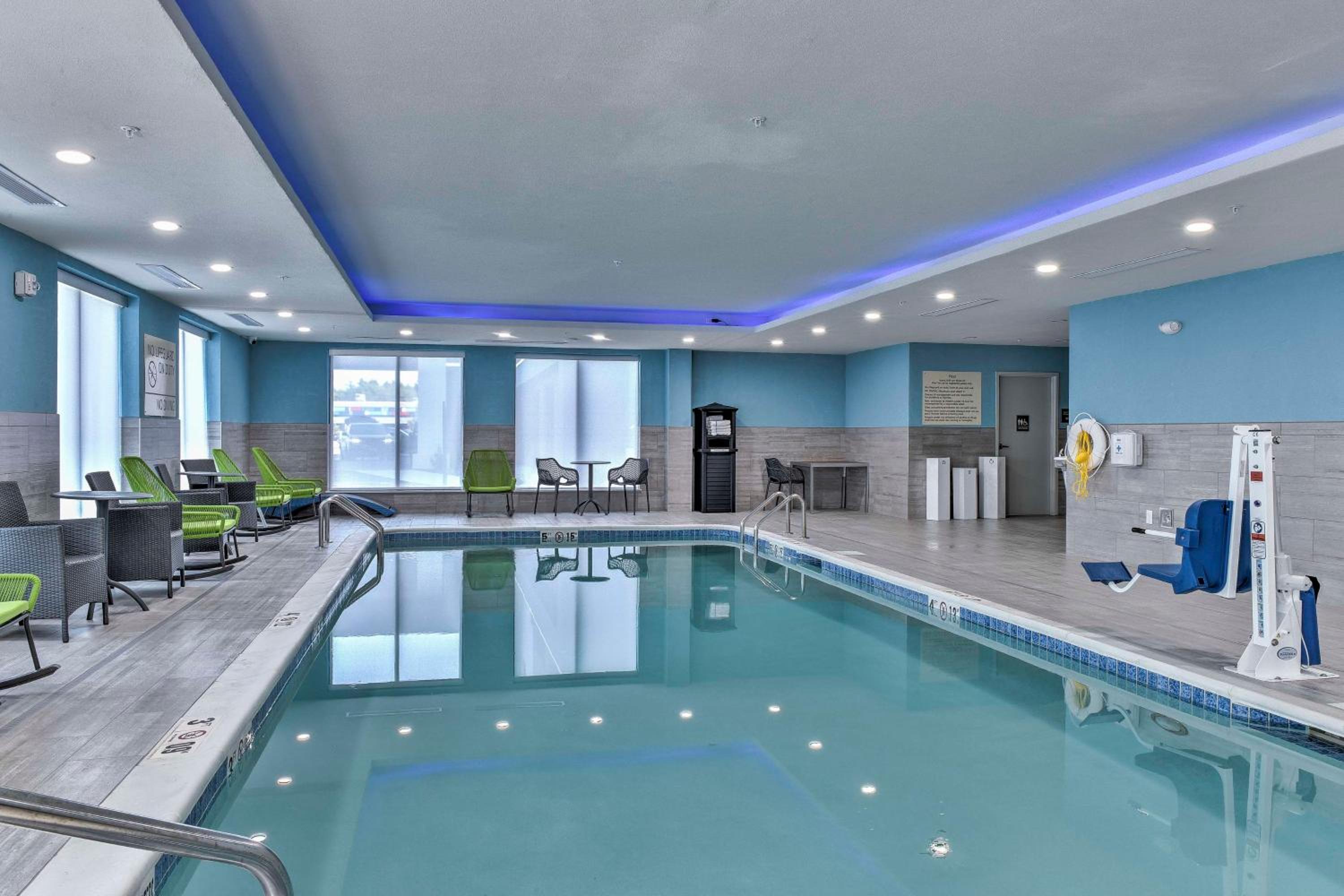 Hampton Inn & Suites Keene, Zdjęcie 16
