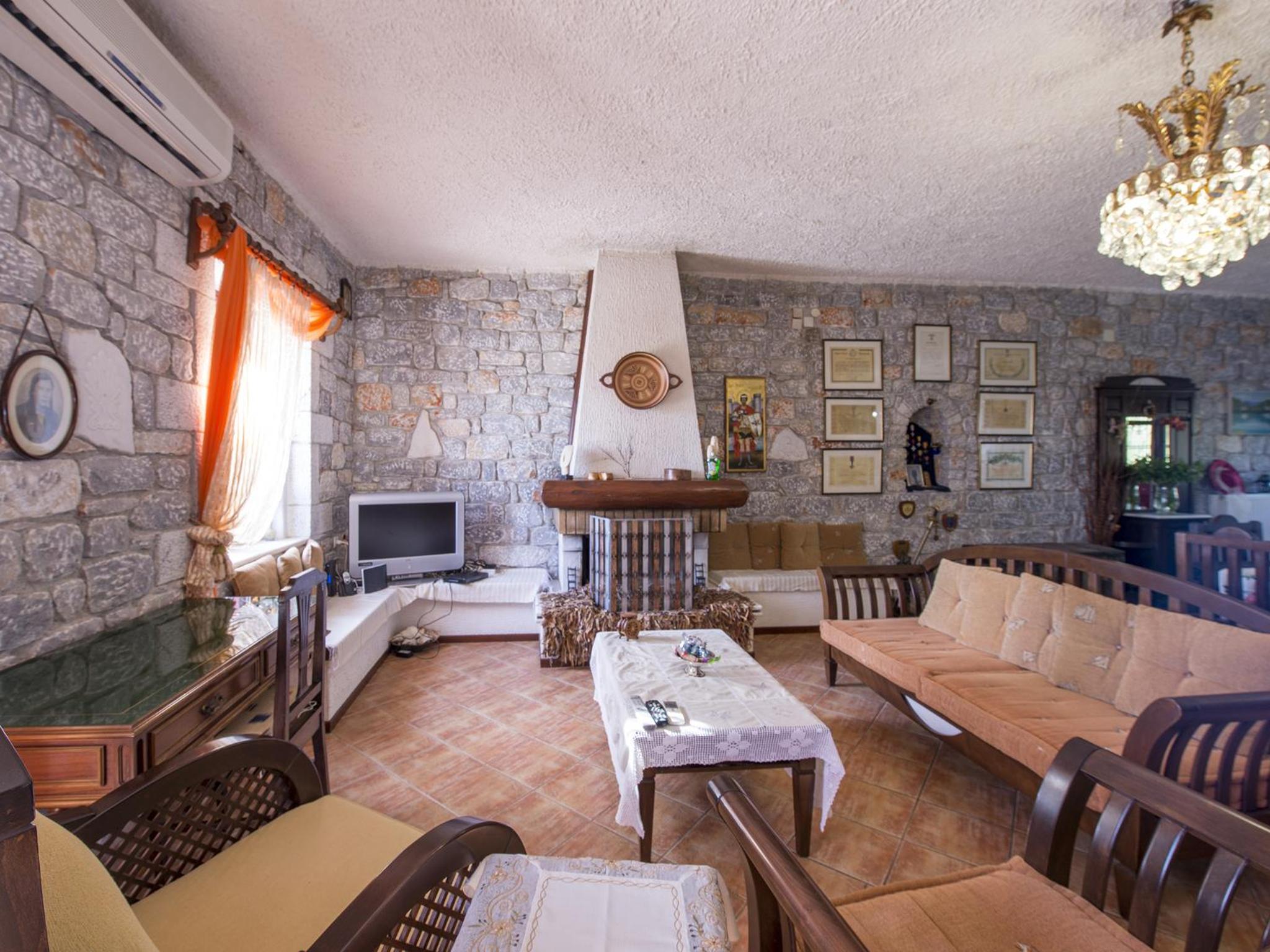 Sophia Mina Green Villa view 3