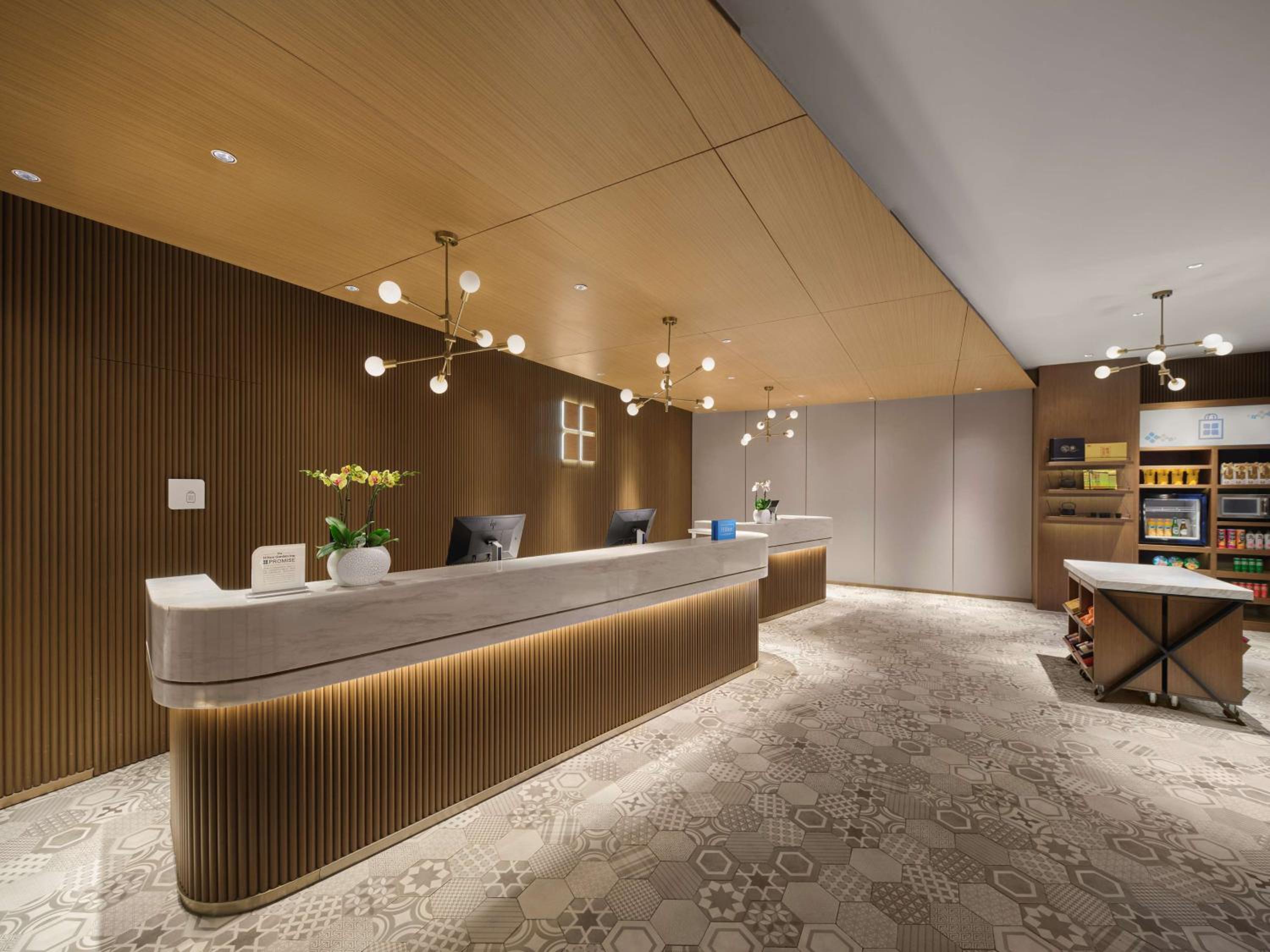 Hilton Garden Inn Jincheng Gushuyuan view 3