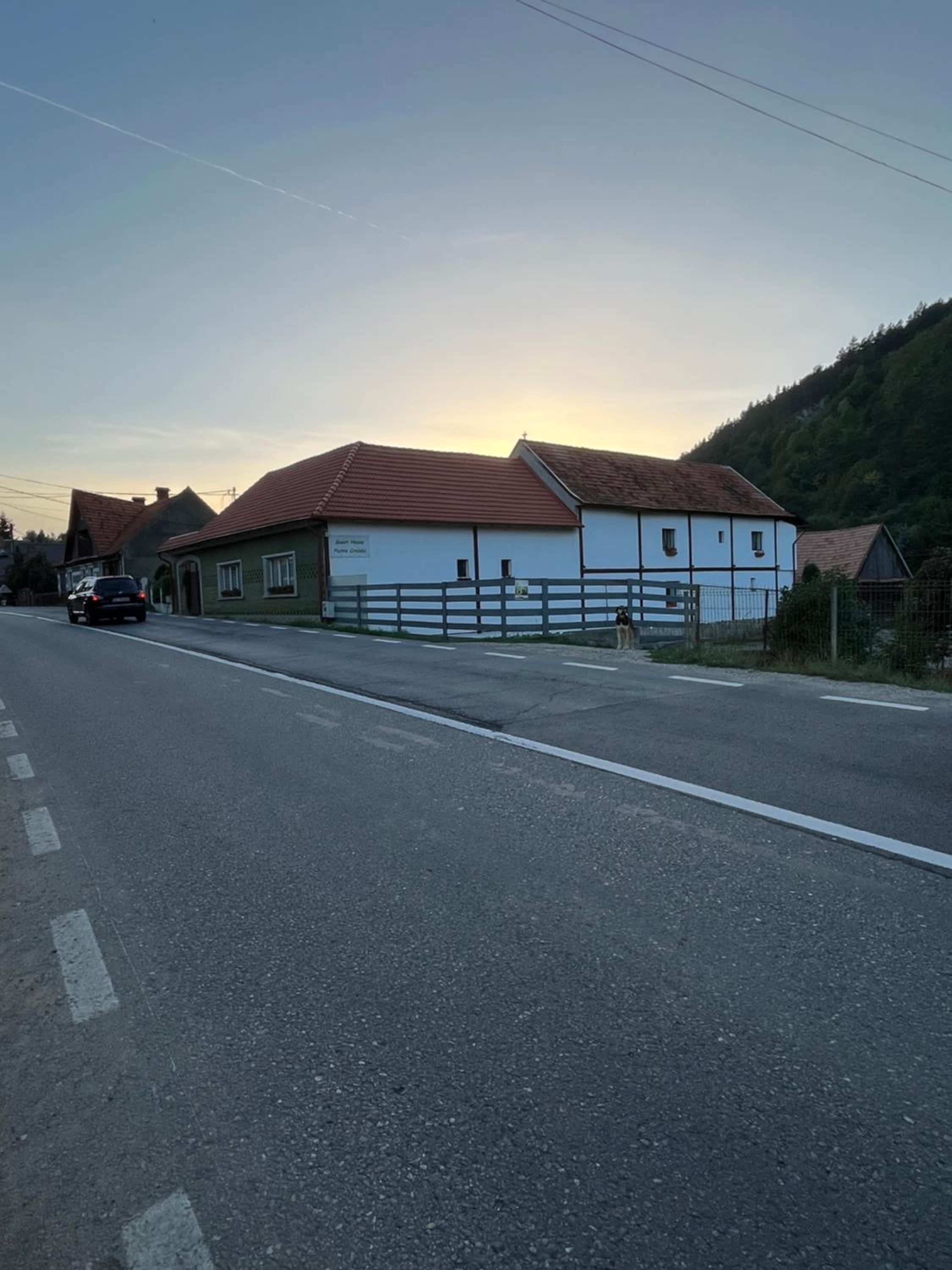 Guest House Piatra Craiului view 5