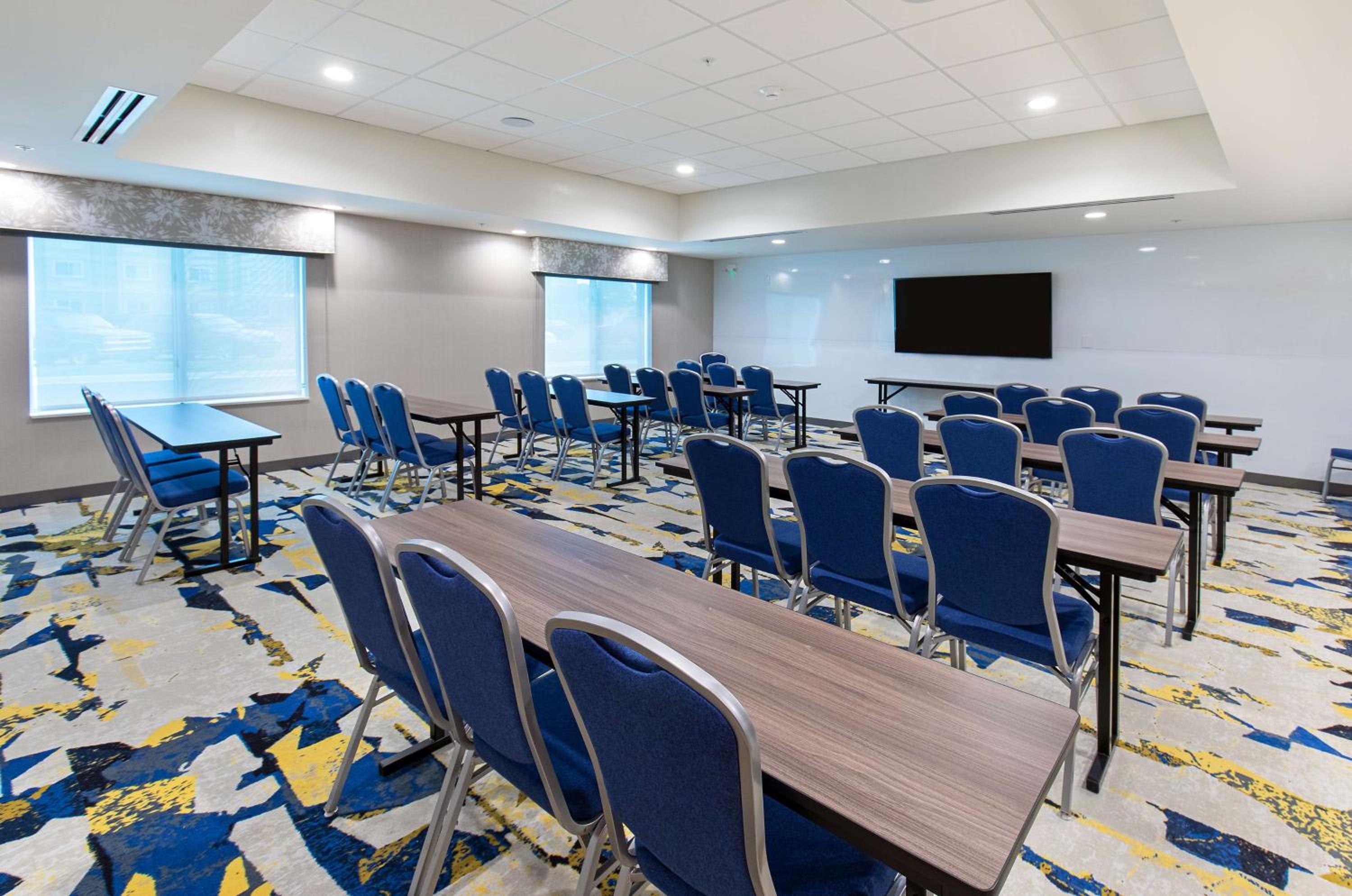 Hampton Inn Albertville, Al - Property Image 14