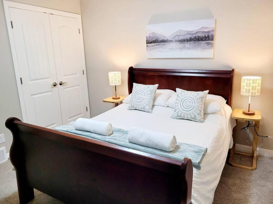 Mahogany Escape - Your Calgary Oasis