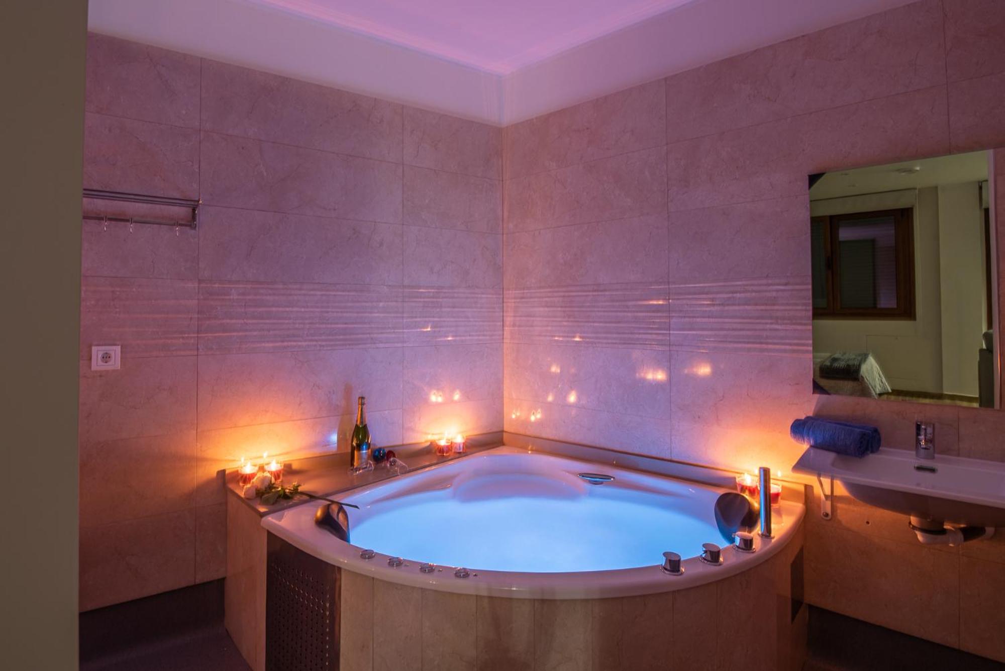 Apartamentos Spa Las Caldas y Spa El Balneario