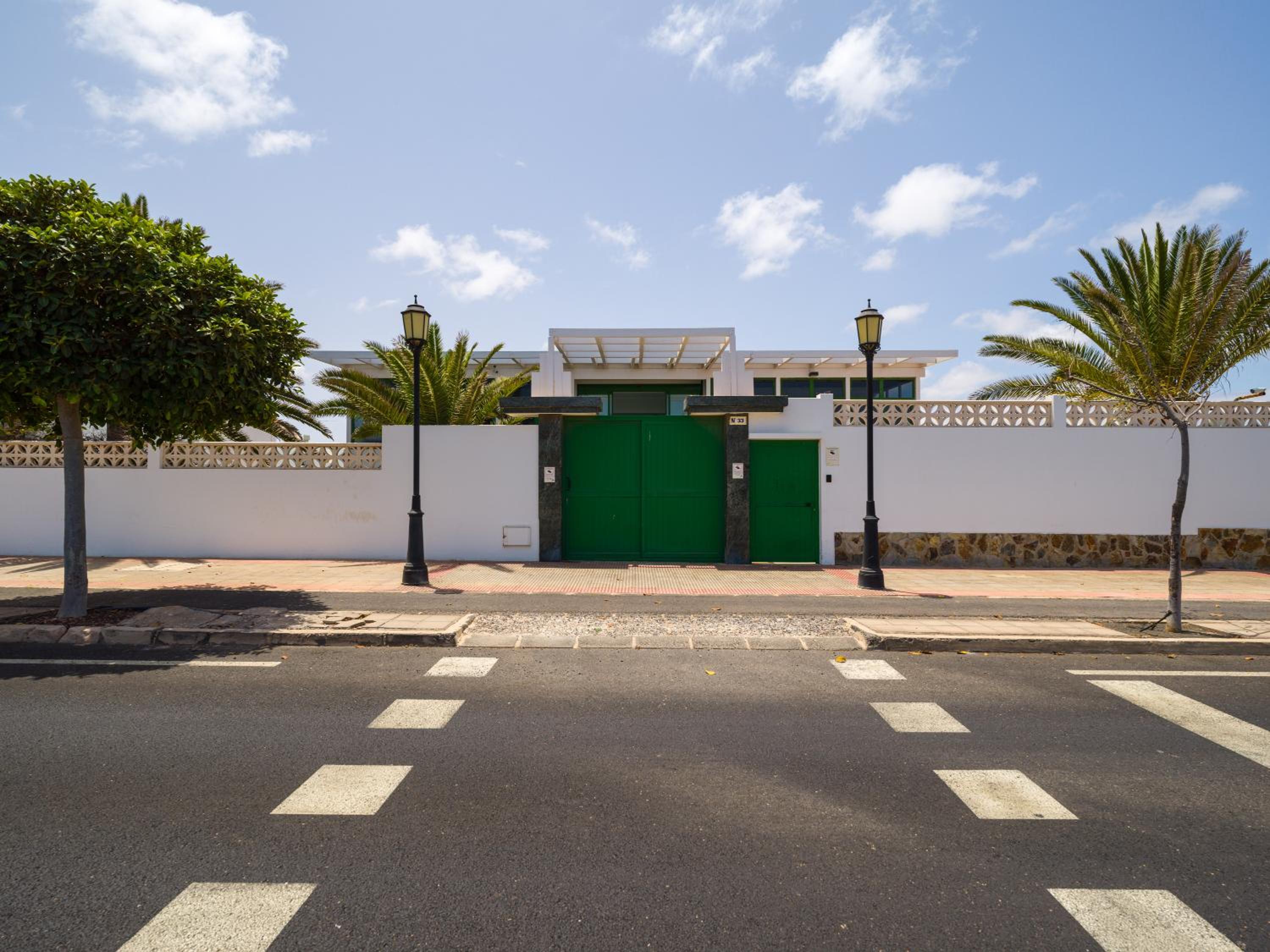 Seascape Pool View & WiFi by iRent Fuerteventura Corralejo